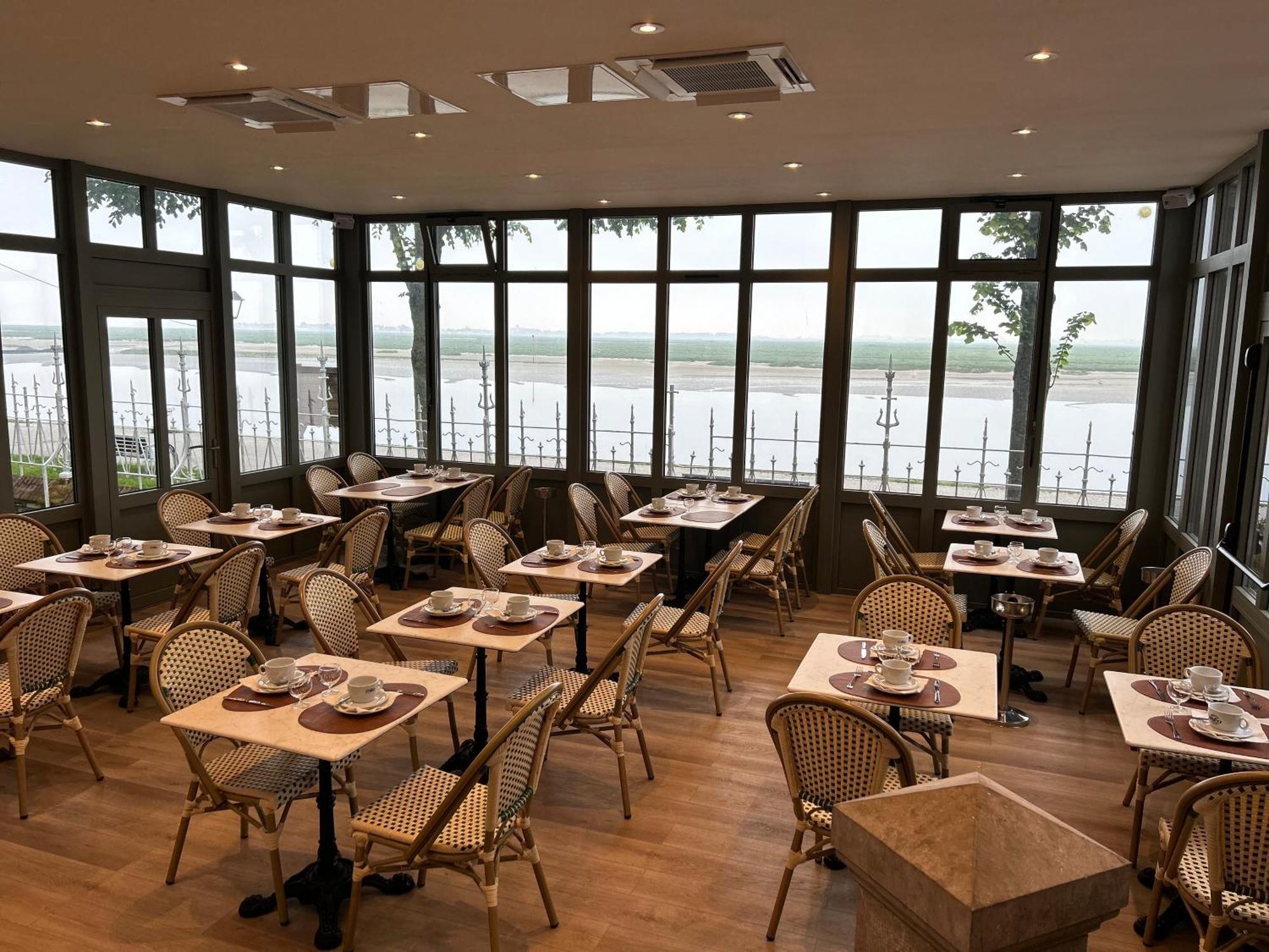 Logis Hotel- Restaurant Le Relais Guillaume De Normandy Saint-Valery-sur-Somme Exterior photo
